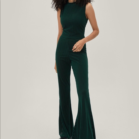 Nasty Gal Other - Nasty Gal Rib Velour Tank and Flare Set